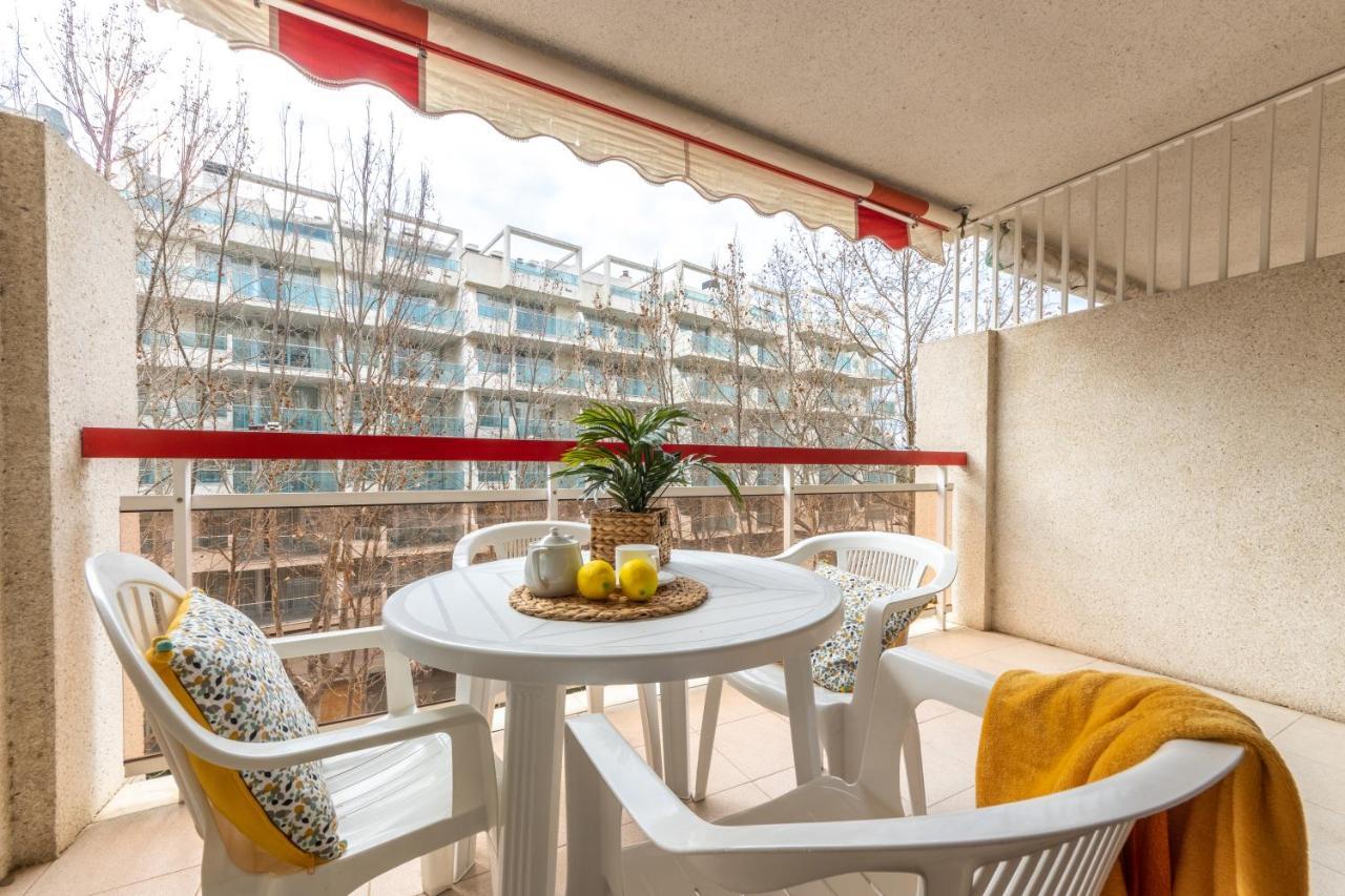 Apartamentos Varadero Arysal Salou Esterno foto