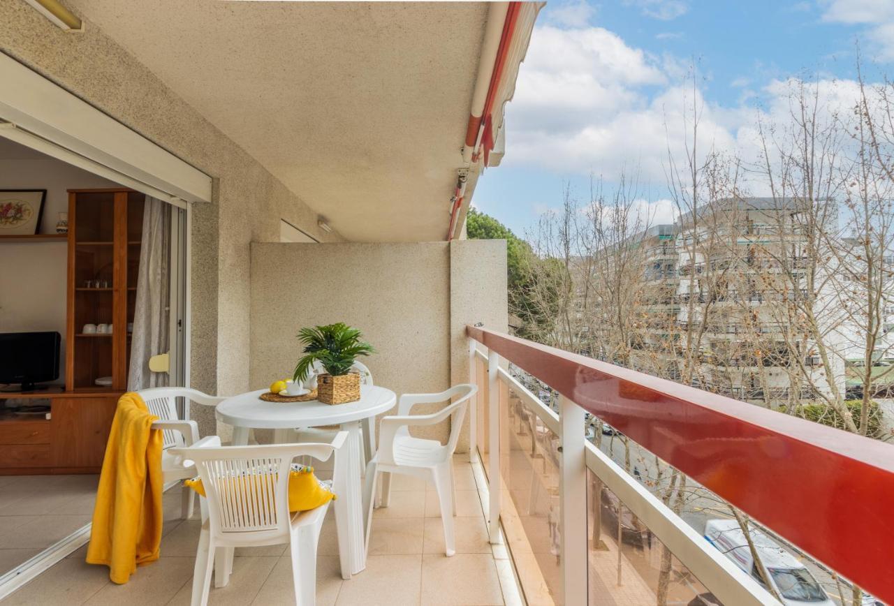 Apartamentos Varadero Arysal Salou Esterno foto